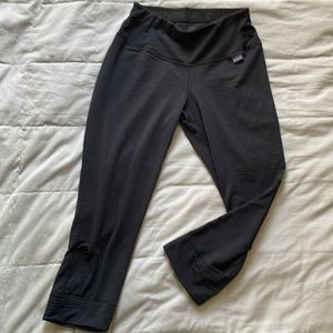 NWOT - Patagonia womens Capiline Baselayer